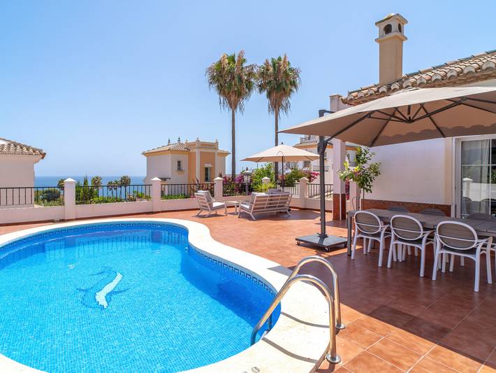Andalusische Villa mit 3 Schlafzimmern und traditionellem Charme in Punta Lara (Nerja), Nerja