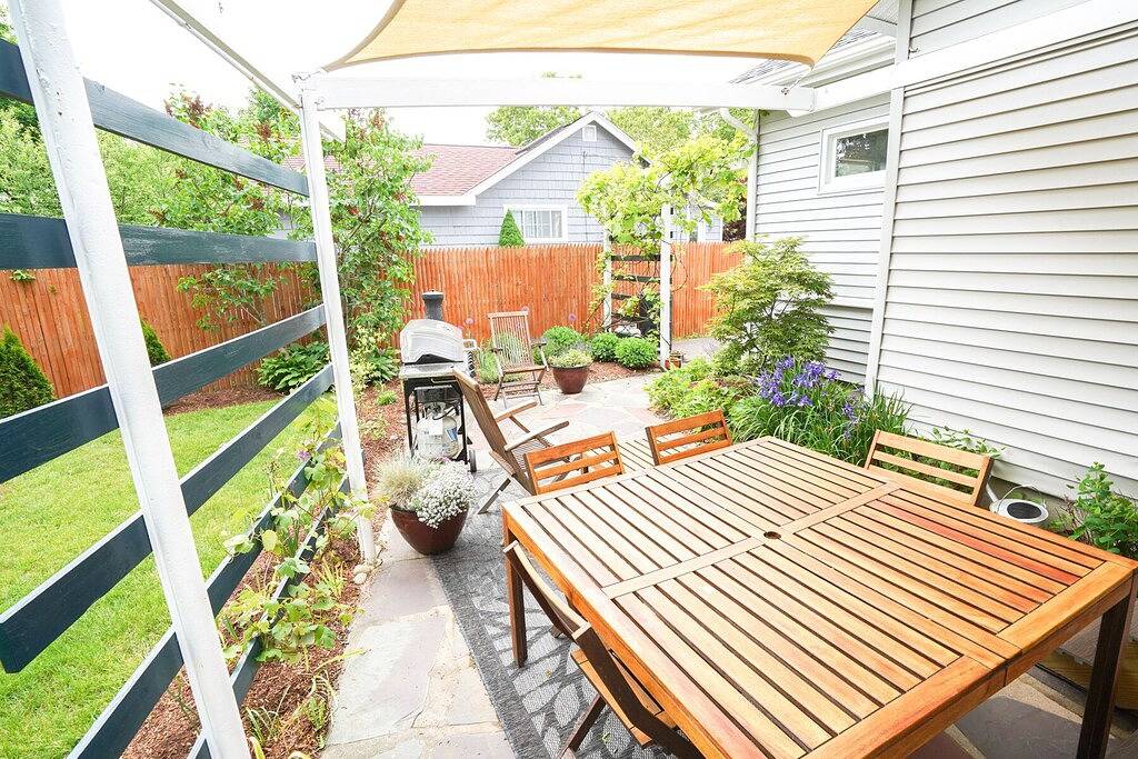 Barrington Beach 5 min Walk・Work・Relax・Play in Barrington, Bristol County