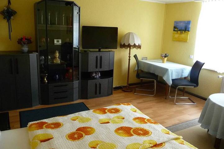 Ferienwohnung für 3 Personen, mit Terrasse und Garten in Allstedt - 2
