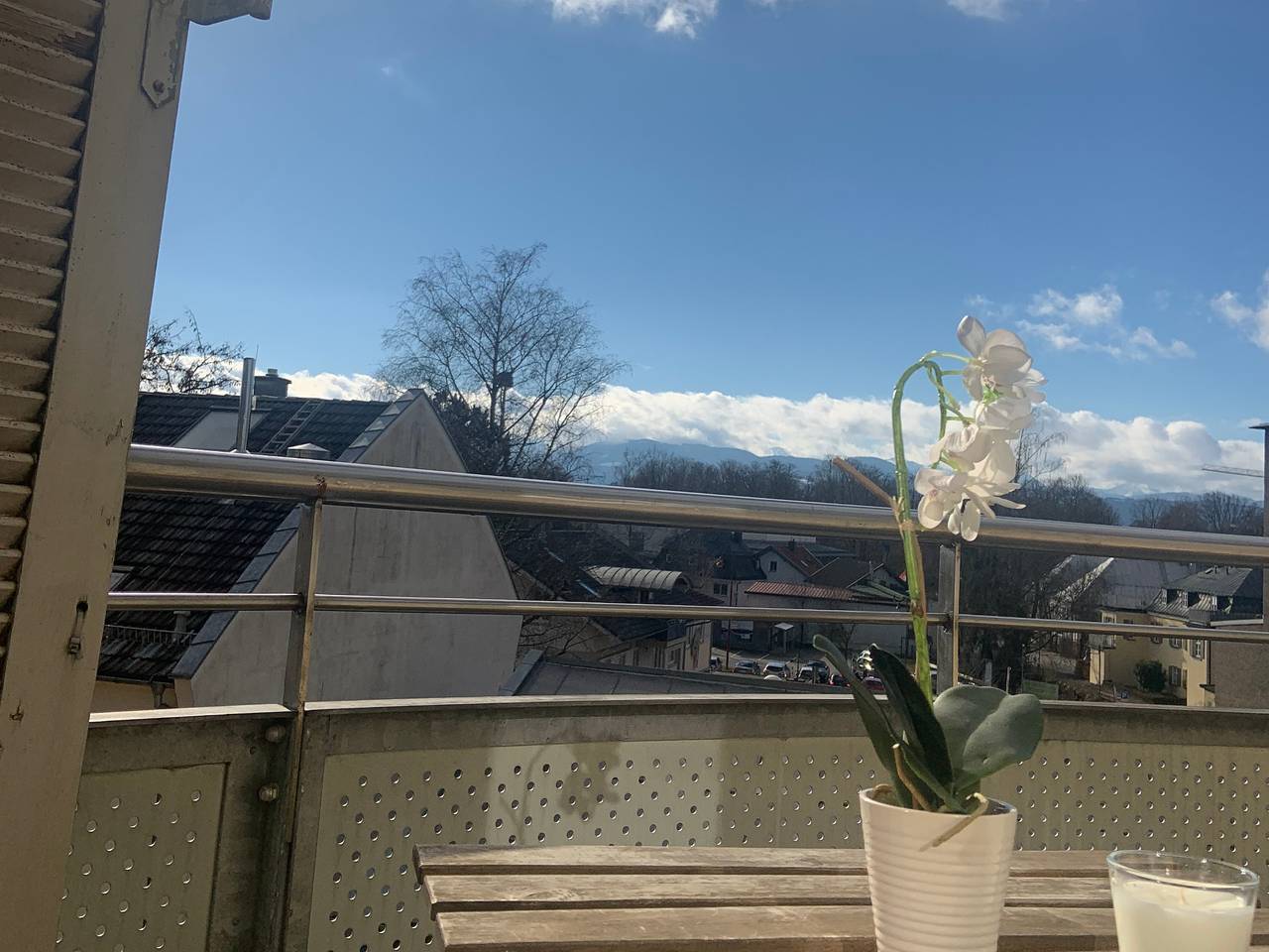 Ganze Ferienwohnung, Apartment Wendelsteinblick - Moderne 50 qm Wohnung mit Wohn- und Schlafraum und Balkon in Bad Aibling, Landkreis Rosenheim