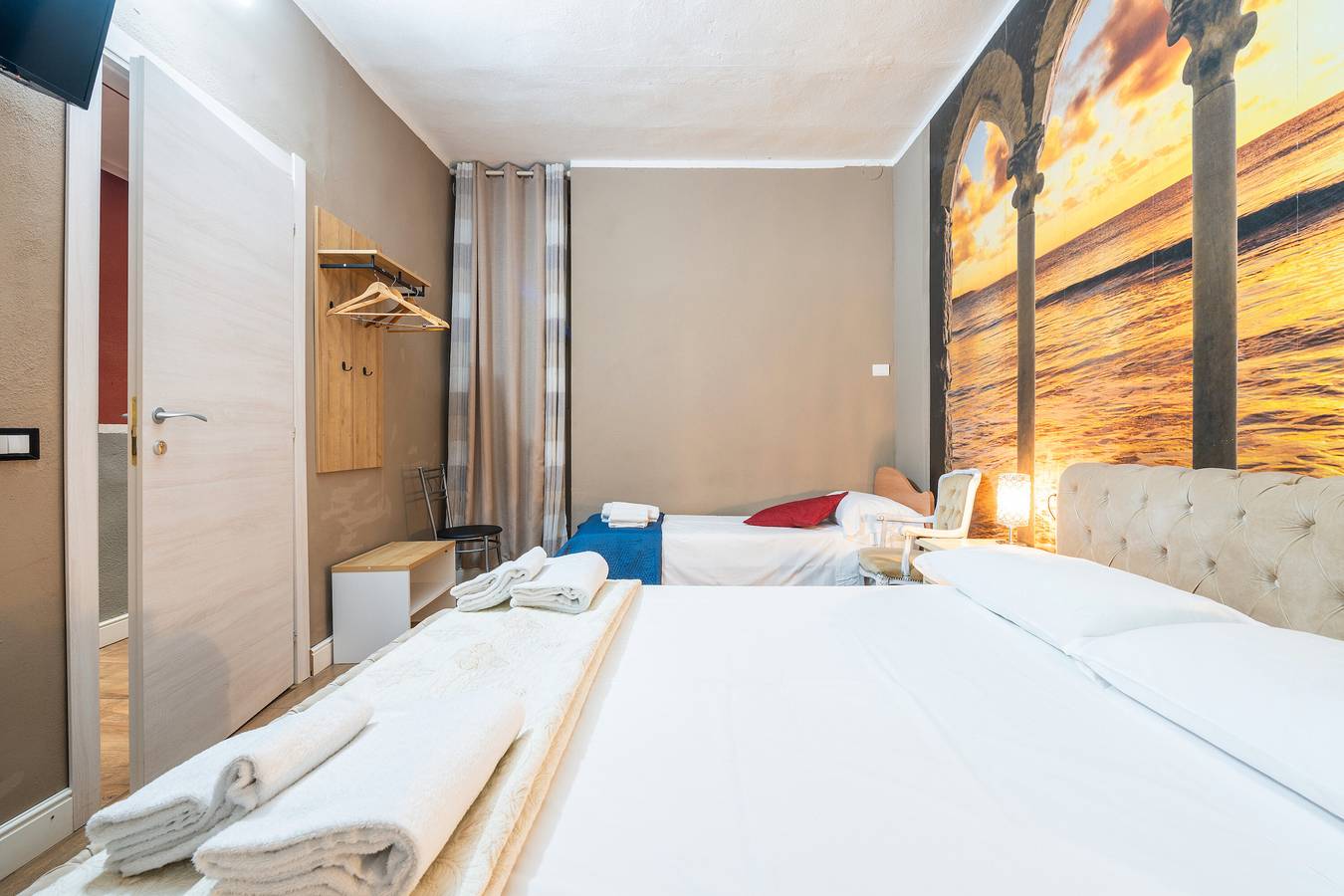 Zimmer 'Yaki Domo - Silber' mit Wi-Fi und Klimaanlage in Castello (Sardinia), Cagliari