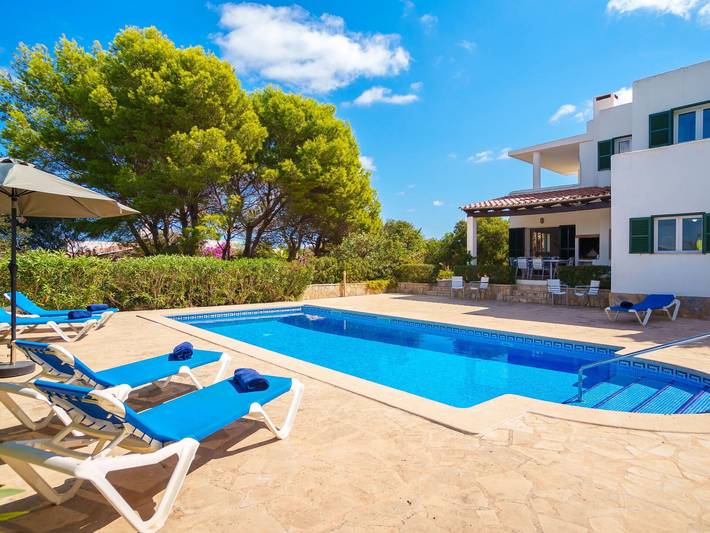 Ferienhaus für 8 Personen, mit Balkon und Terrasse sowie Garten in Manacor - 4