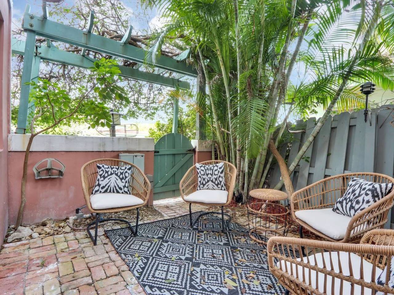 Schönes Stadthaus, nur wenige Schritte vom Strand entfernt in Lauderdale-by-the-Sea, Broward County