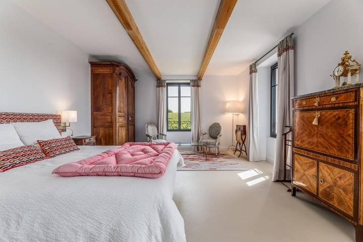 Cottage pour 2 personnes, avec terrasse et piscine ainsi que jardin et vue à Toulenne