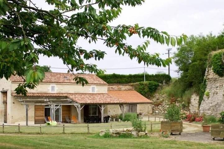 Gîte pour 8 personnes, avec jardin
