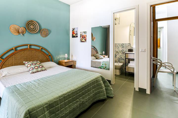 Ferienwohnung für 7 Personen, mit Ausblick und Terrasse, mit Haustier in Conchiglie-Alto Lido