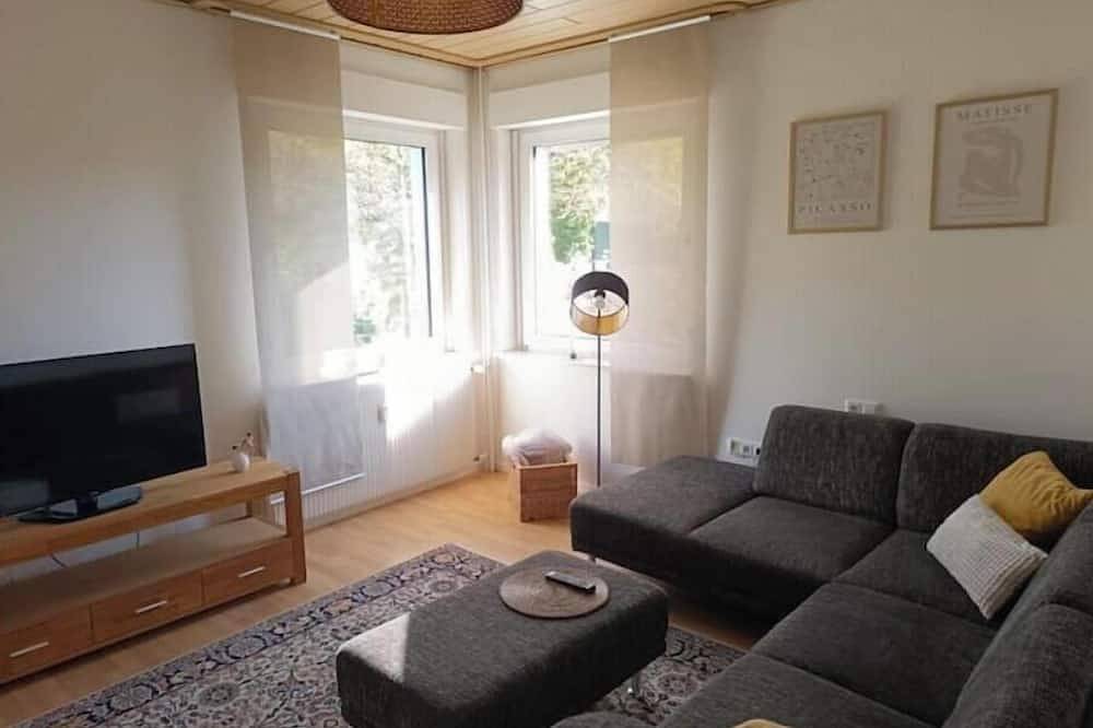 Ganze Wohnung, Schöne Wohnung direkt am Kurwald in Bad Lippspringe, Nordrhein-Westfalen