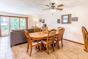 Vacation House for 12 Guests in South Padre Island, Padre Island, Picture 1