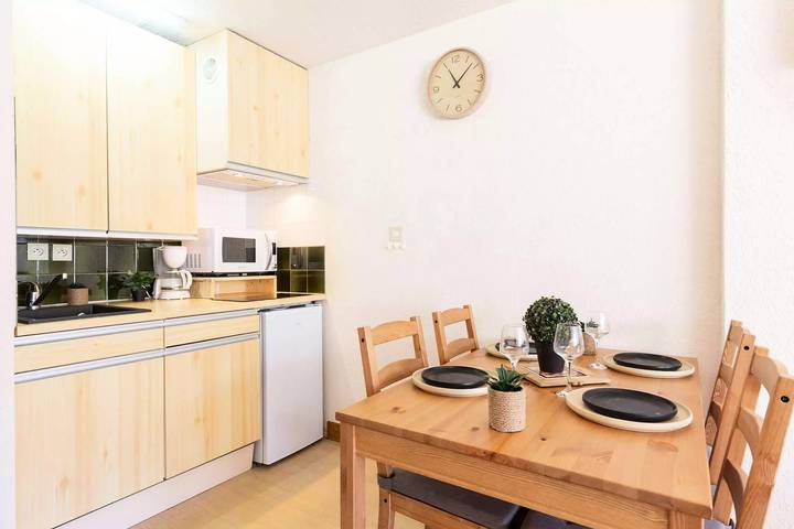 Gîte pour 5 personnes, avec vue dans Office De Tourisme De Saint Laurent Soulan - 2