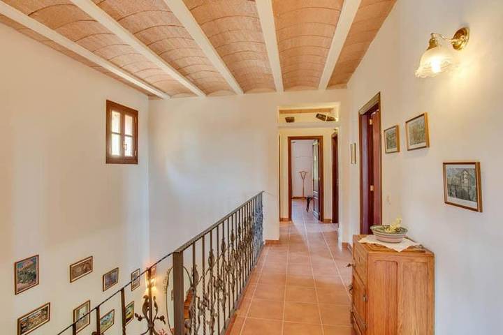Villa pour 10 personnes, avec balcon ainsi que vue et piscine à Madrid - 4