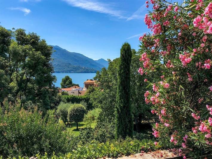 Ferienhaus für 2 Personen, mit Garten und Terrasse sowie Seeblick und Ausblick in Italien - 2