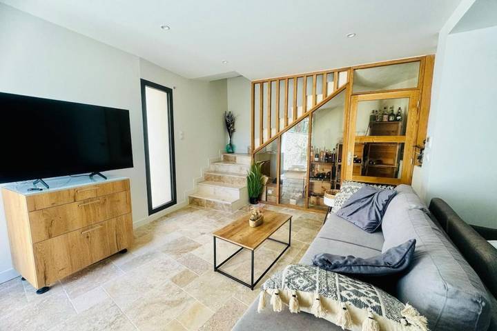 Location de vacances pour 6 personnes, avec piscine ainsi que terrasse et jacuzzi à Gajan - 3