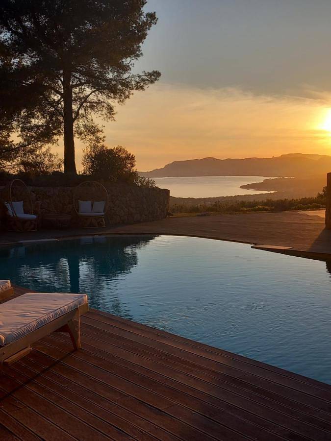 Chambre d’hôte pour 2 personnes, avec jardin ainsi que piscine et vue - 1