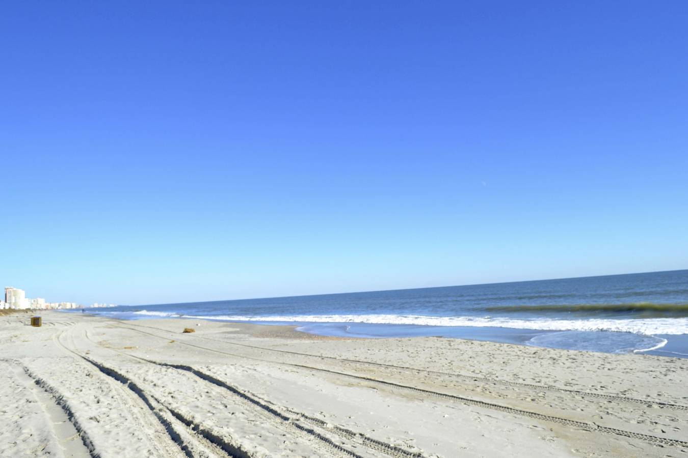 Entire apartment, Ocean Towers in Ocean Drive Beach, North Myrtle Beach
