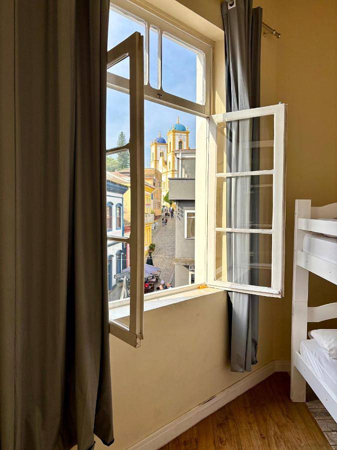 Pousadas para 4 pessoas, com vista em São Francisco do Sul