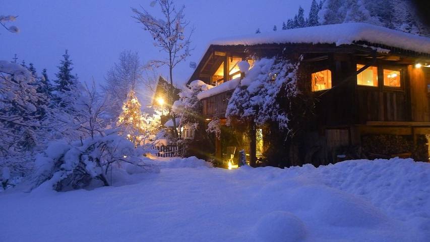 Ferienhaus für 4 Personen, mit Sauna und Whirlpool sowie Garten im Zillertal - 2