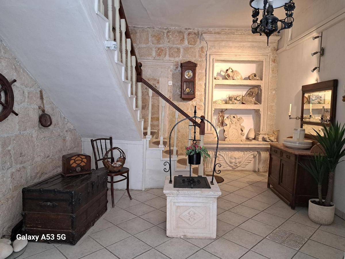 Heritage Rooms Kut in Ville de Vis, Vis (Dalmatia)