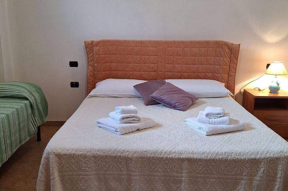 Ganze Wohnung, Manna Hof in Irgoli, Barbagia