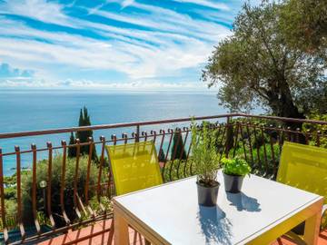 Gîte pour 4 personnes, avec terrasse et jardin à Région de Vintimille