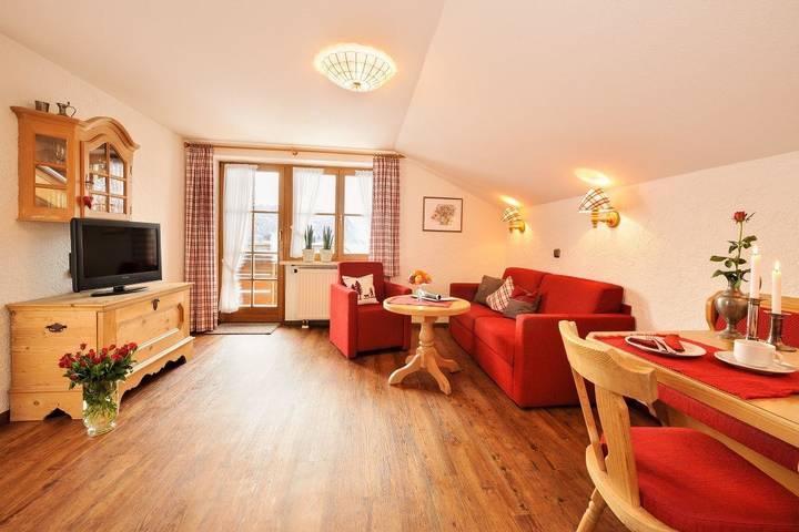 Ferienwohnung für 2 Personen, mit Whirlpool und Balkon sowie Sauna, kinderfreundlich in Bolsterlang - 4