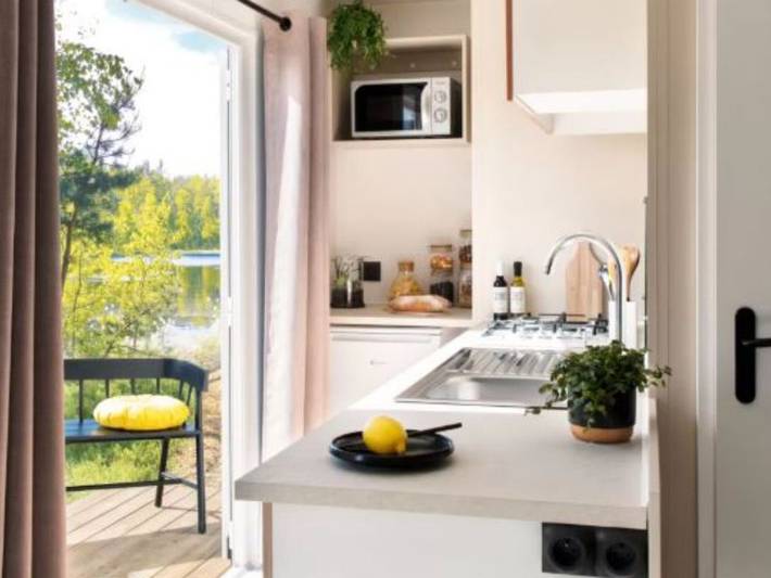 Mobil home pour 6 personnes, avec terrasse et piscine, animaux acceptés à Visan - 2