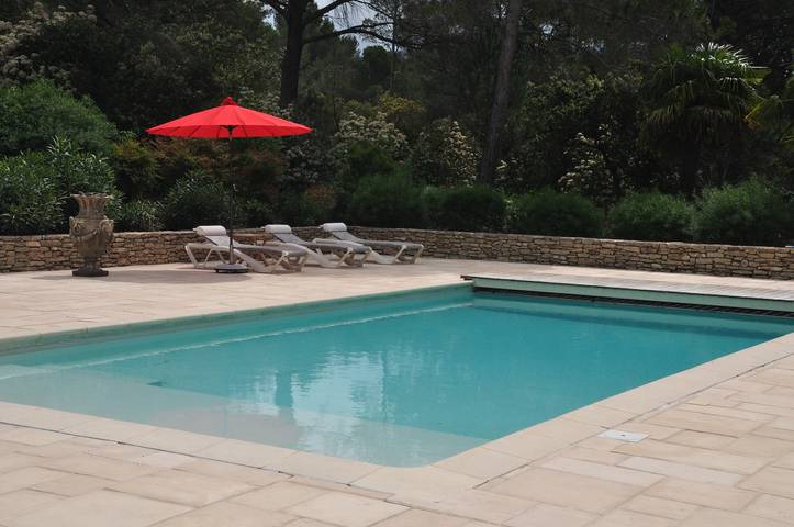 Gîte pour 6 personnes, avec piscine, adapté aux familles à Saumane-de-Vaucluse - 4