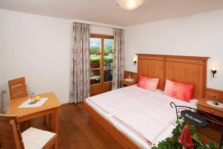 Ganze Ferienwohnung, Appartement/Fewo, Dusche und Bad, Wc, 2 Schlafräum in Golling an der Salzach, Tennengau