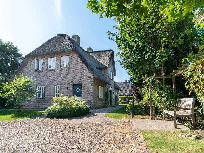 Ferienhaus für 6 Personen, mit Garten und Balkon, kinderfreundlich in Borgsum - 2