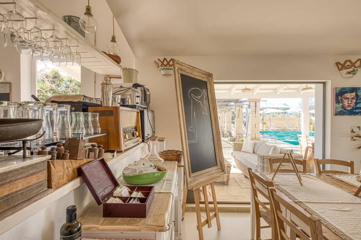 Villa 'Camera 1' with Sea View, Private Pool and Wi-Fi in Salve, Taranto-bugten