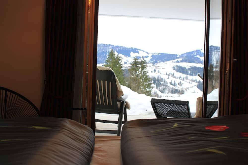 Ganze Wohnung, 3-Zi-Fewo mit fantastischem Ausblick und Oberstaufen Plus in Oberstaufen, Bayerisch Schwaben