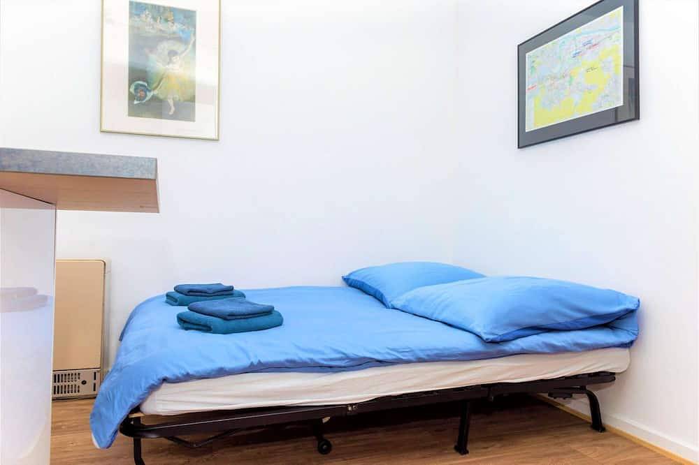 Ganze Wohnung, Wohnung mit zwei Schlafzimmern und großer Küche nahe Frankfurt in Mühlheim am Main, Landkreis Offenbach