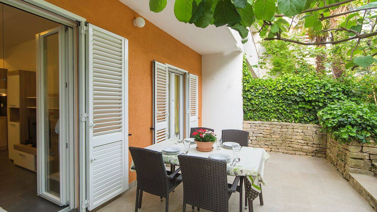 Ganze Ferienwohnung, Ferienwohnung für 3 Personen (45 m²) in Poreč in Poreč, Grad Poreč