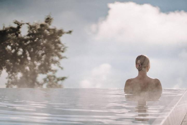 Apartmenthotel für 8 Personen, mit Garten und Sauna sowie Ausblick und Pool in Tirol
