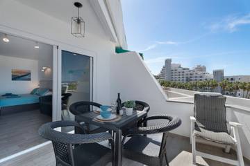 Studio voor 4 Personen in Playa de Troya, Adeje, Afbeelding 3