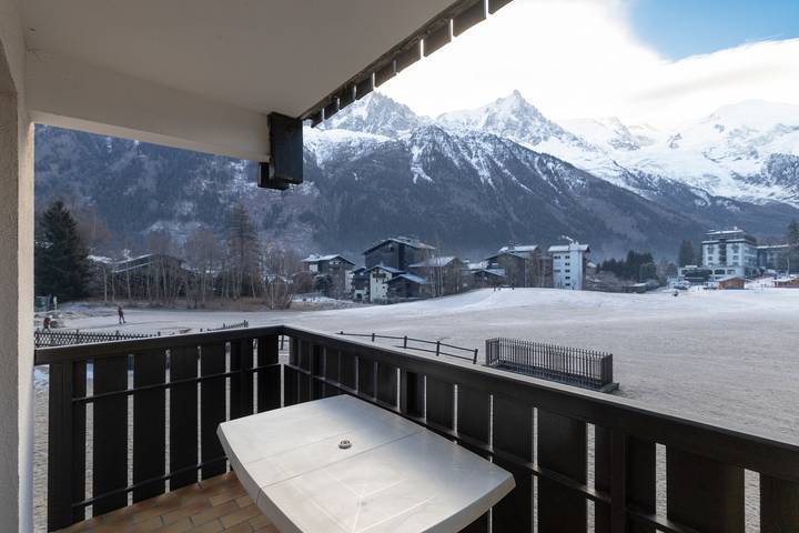 Entire apartment, Apartment 'Les Balcons Du Savoy' Mont Blanc View, Balcony and Wi-Fi in Brevent-Flegere, Chamonix-Mont-Blanc