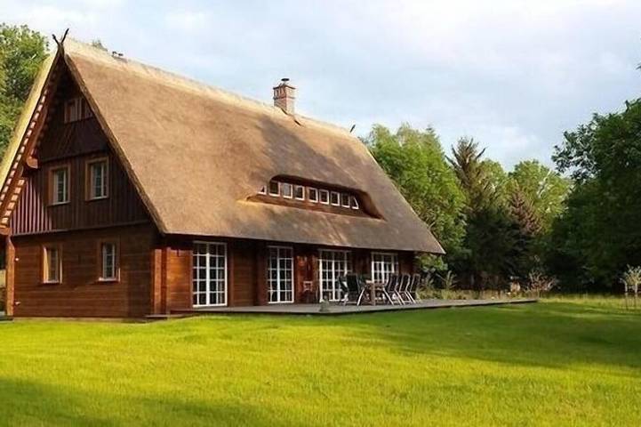 Ferienhaus für 10 Personen, mit Garten und Terrasse in Burg (Spreewald)