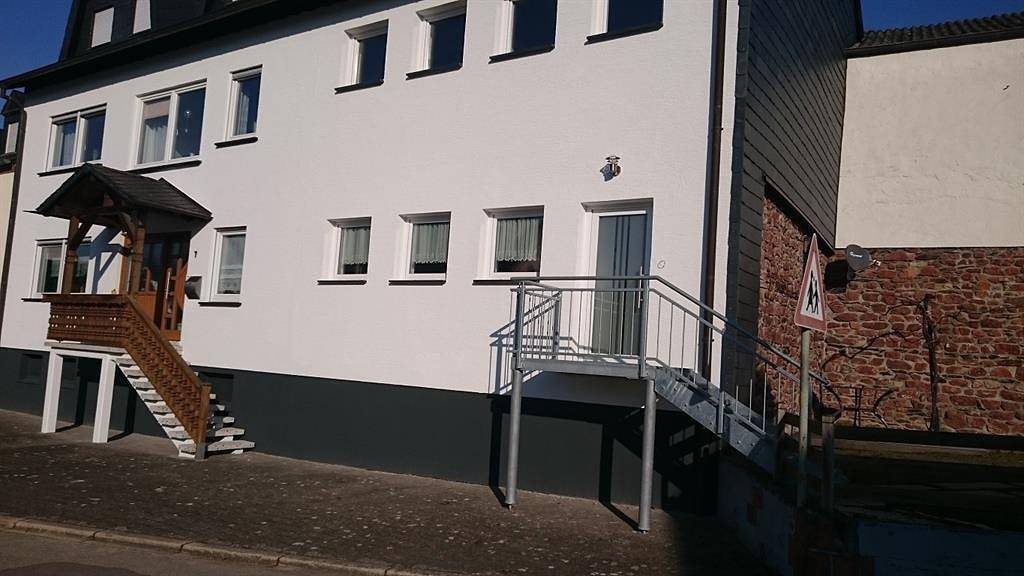 Ganze Ferienwohnung, Ferienwohnung Jutta Hauser in Serrig, Landkreis Trier-Saarburg