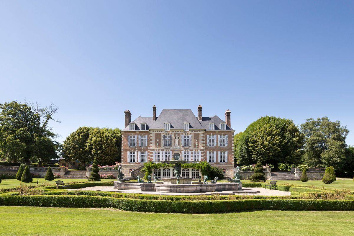 Château pour 18 personnes avec piscine in Saint-Maclou, Région de Bernay