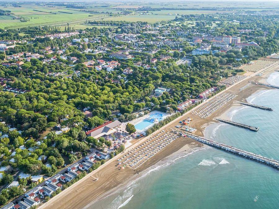 Camping Villaggio San Francesco Caorle - Mobilheim 6 personen - Mobilheim | Comfort | 3 Zi. | 6 Pers. | Erhöhte Terrasse | Clim. in Duna Verde, Caorle