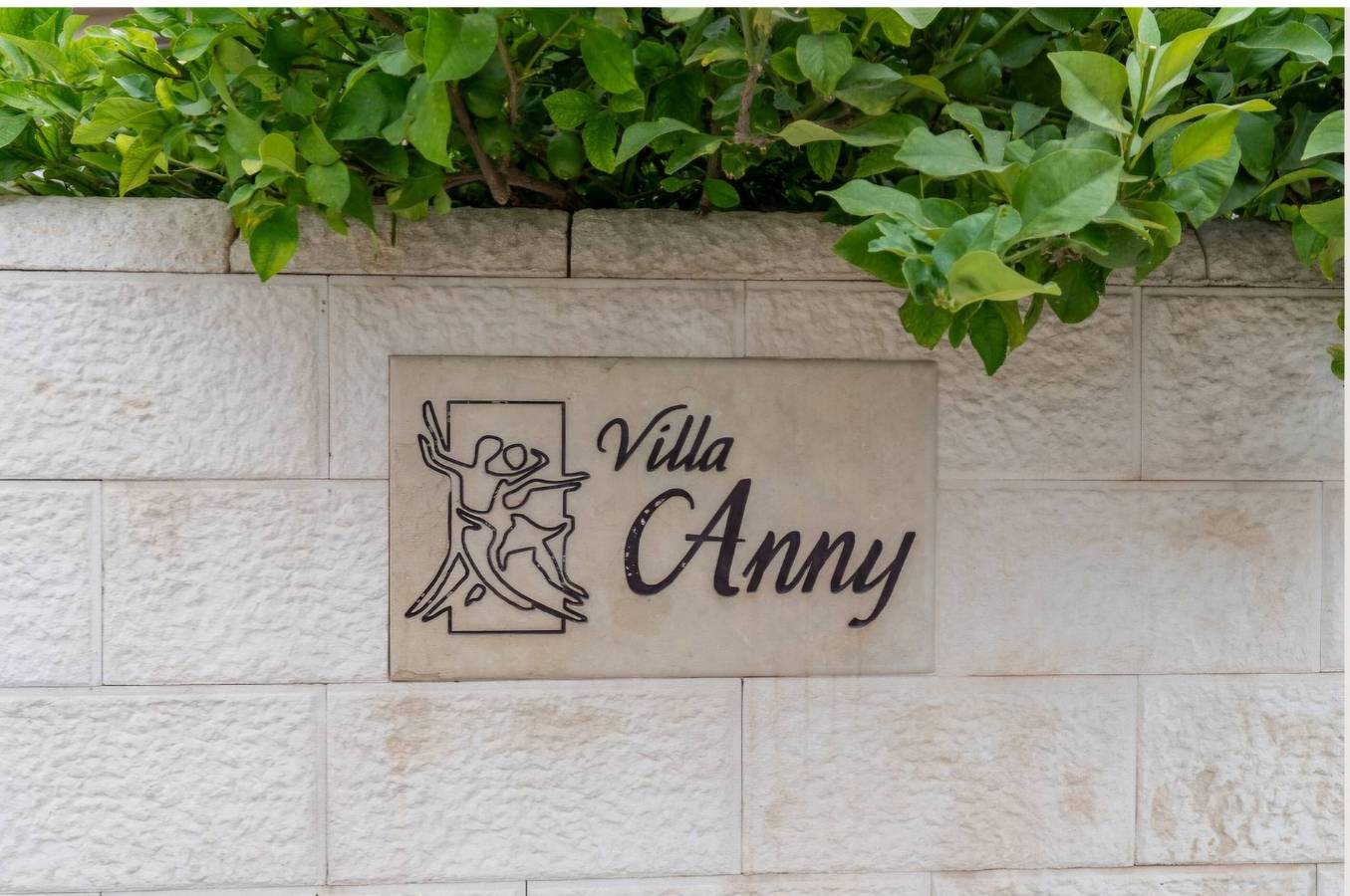 Villa Anny mit Whirlpool, nur wenige Schritte vom Meer entfernt in Falaride, Avola