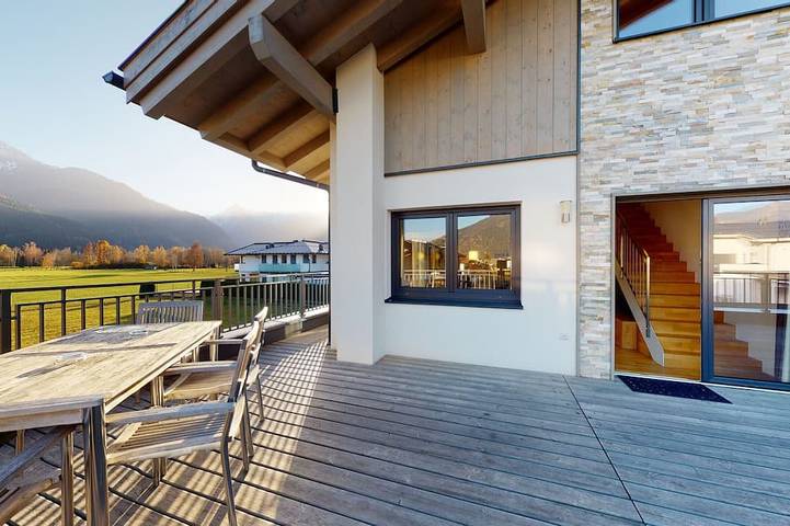 Bauernhof für 8 Personen, mit Garten und Balkon in Zell am See