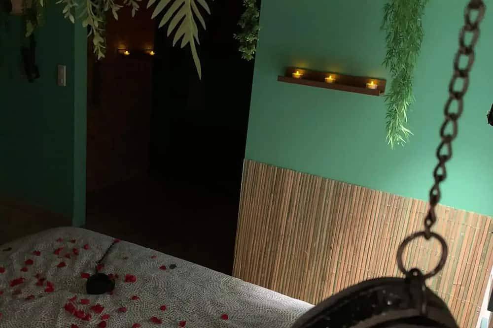 Apartamento entero, Apartment Cocoon jungle, romantic loveroom in Altkirch, Región de Altkirch