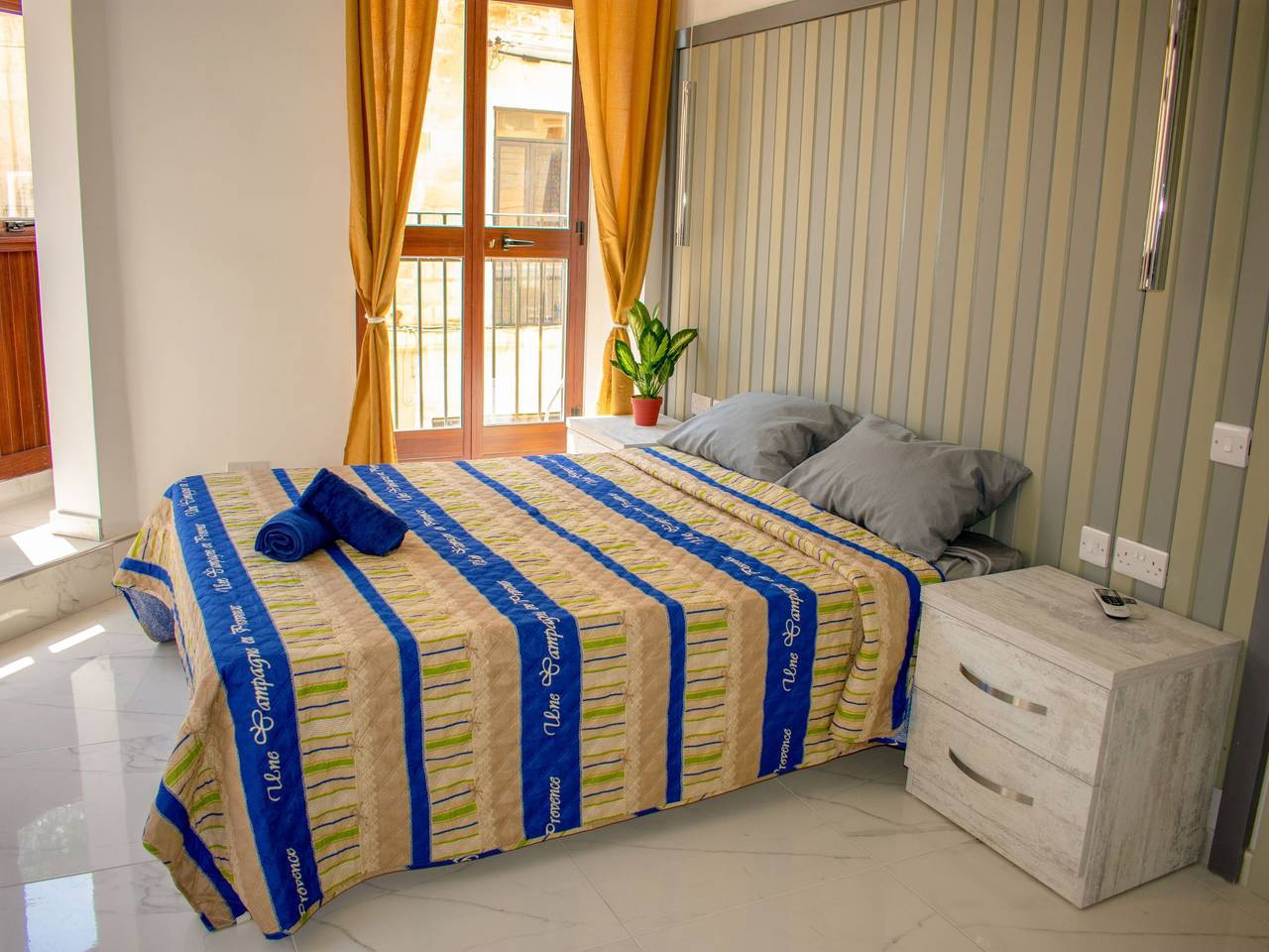 Appartement entier, "Seaside Spirit" mit Balkon in Msida, Île de Malte