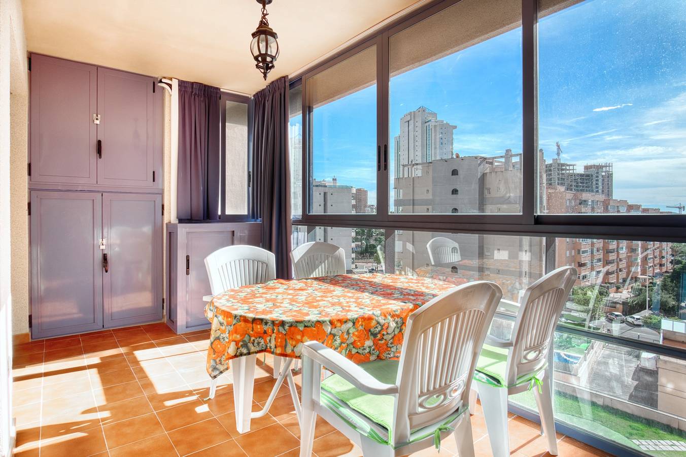 Apartamento entero, Apartamento 'Las Terrazas' con vistas al mar, Wi-Fi y aire acondicionado in La Cala de Finestrat, Villajoyosa