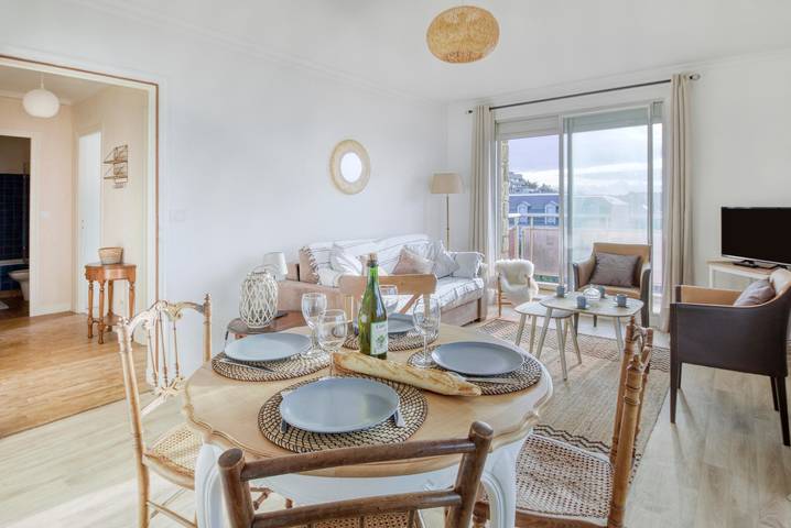Gîte pour 4 personnes, avec Balcon et Terrasse à Pléneuf-Val-André - 2
