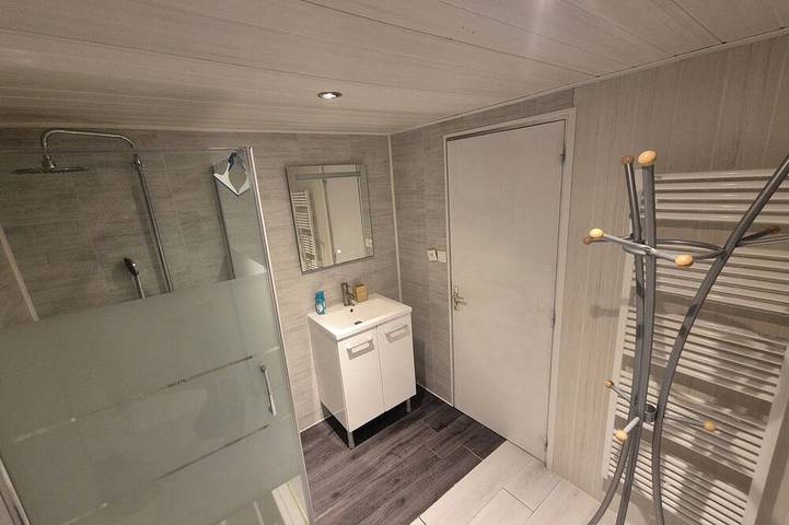 Gîte pour 10 personnes, animaux acceptés à Chastreix - 4