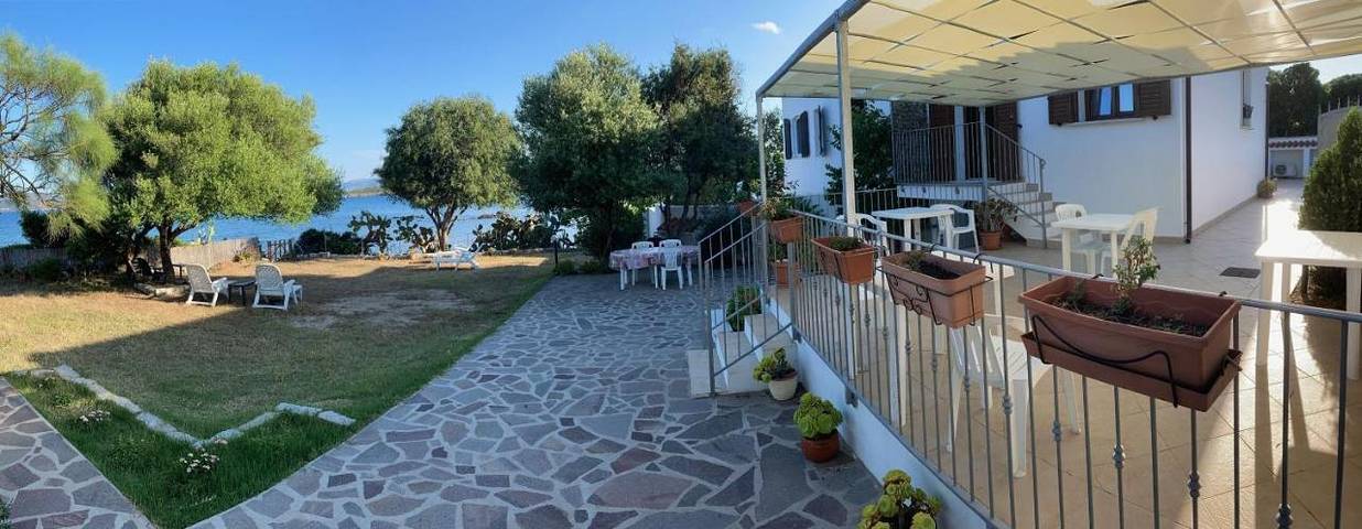B&b per 2 persone, con Terrazza e Giardino a Pittulongu