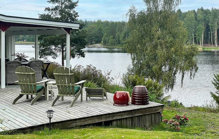 Hus för 6 Personer med trädgård in Säffle, Vänern