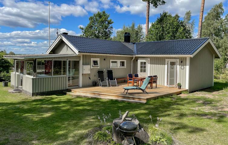 Ferienhaus für 6 Personen mit Garten in Jönköping, Vättern
