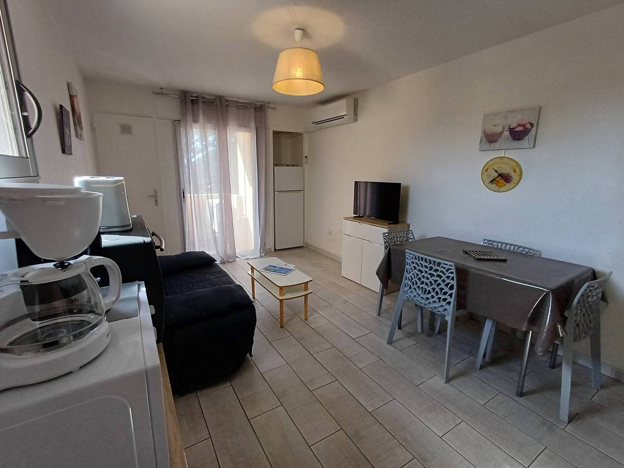 Apartamento entero, Apartamento de 2 Estrellas con Parking, Cerca del Balneario y el Lago in Balaruc-les-Bains, Côte d'Améthyste